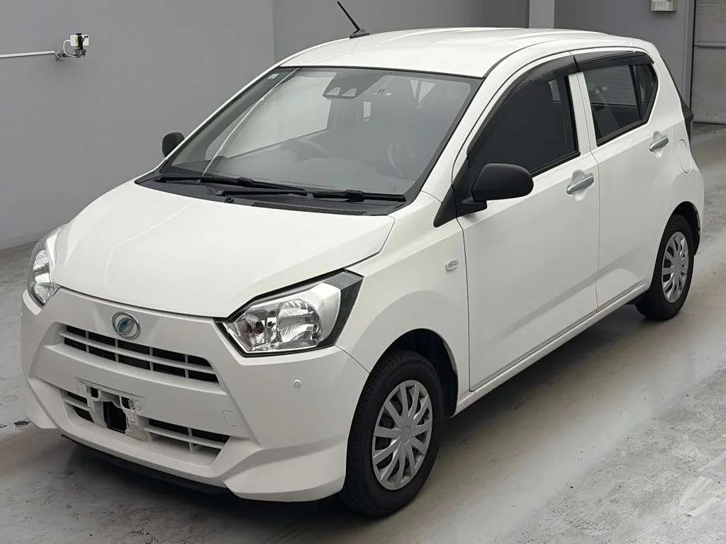 Daihatsu Mira e:S LA350S 2021